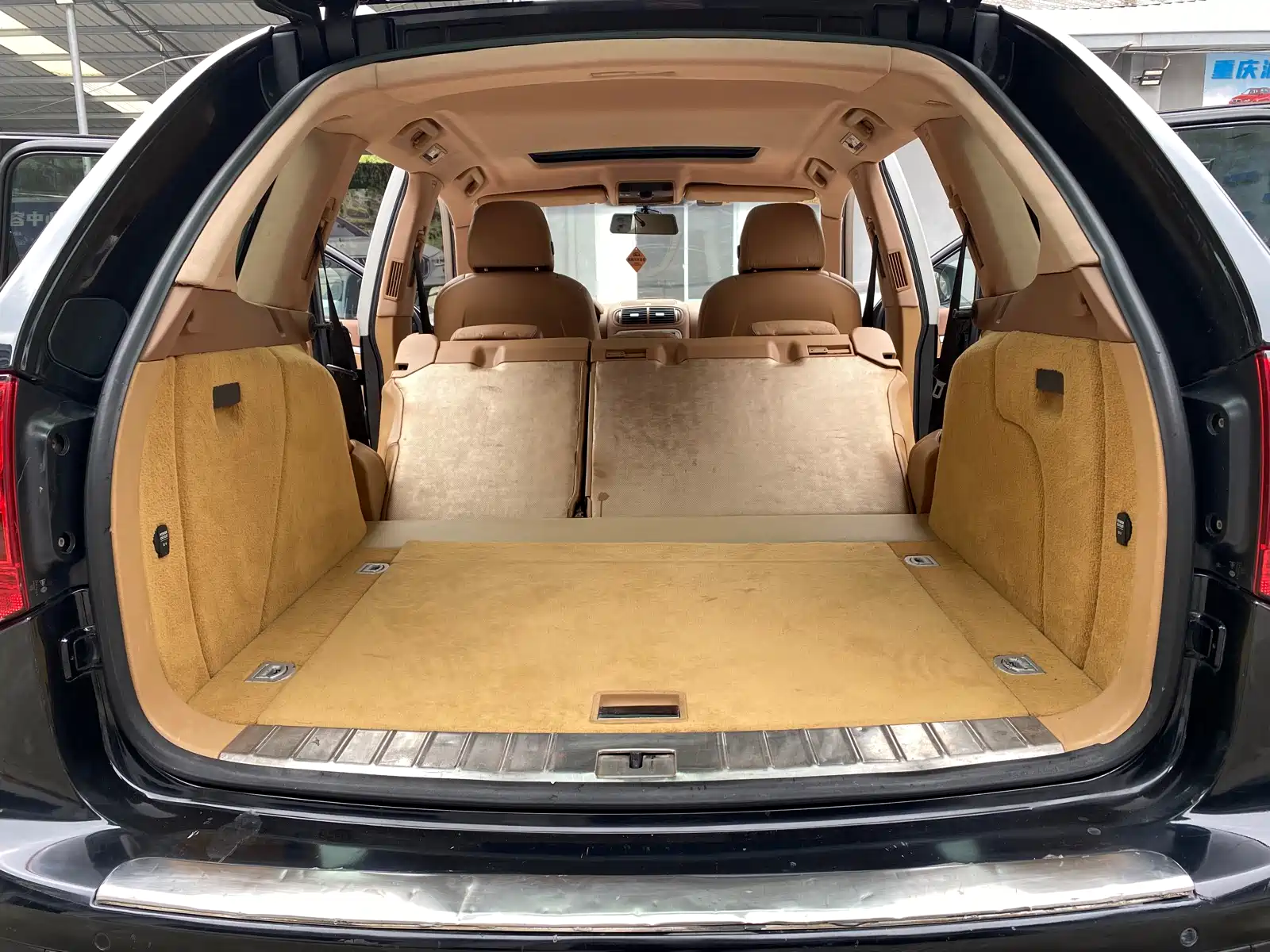 Photo 7 - Porsche Cayenne