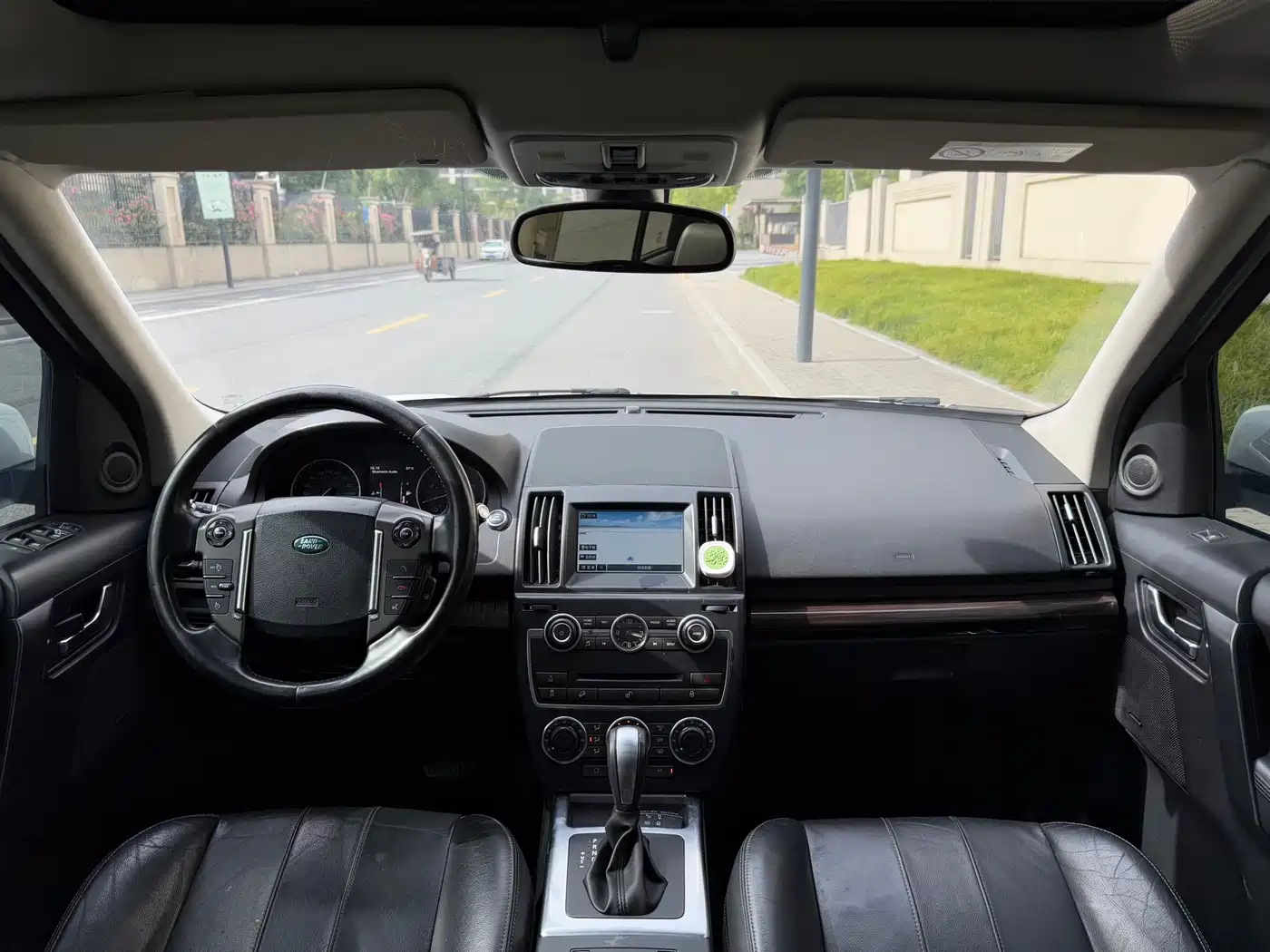 Land Rover Freelander 2 2014 2.0T Si4 SE Gasoline Edition фото 17