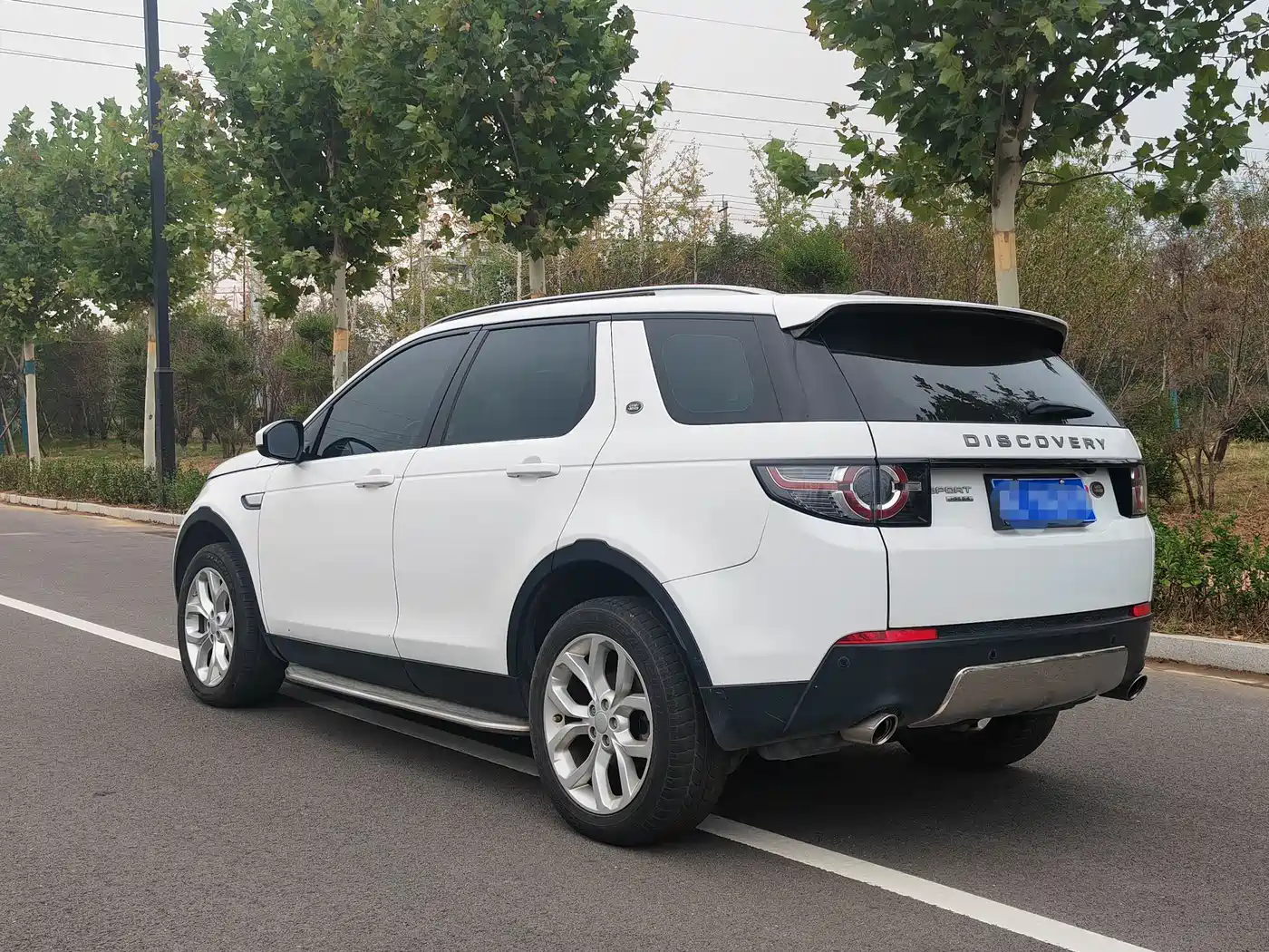 Land Rover Discovery Sport 2016 2.0T HSE фото 4
