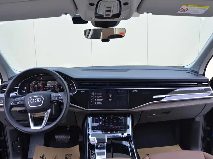 Audi Q7 2024 2023 55 TFSI quattro S line Sport
