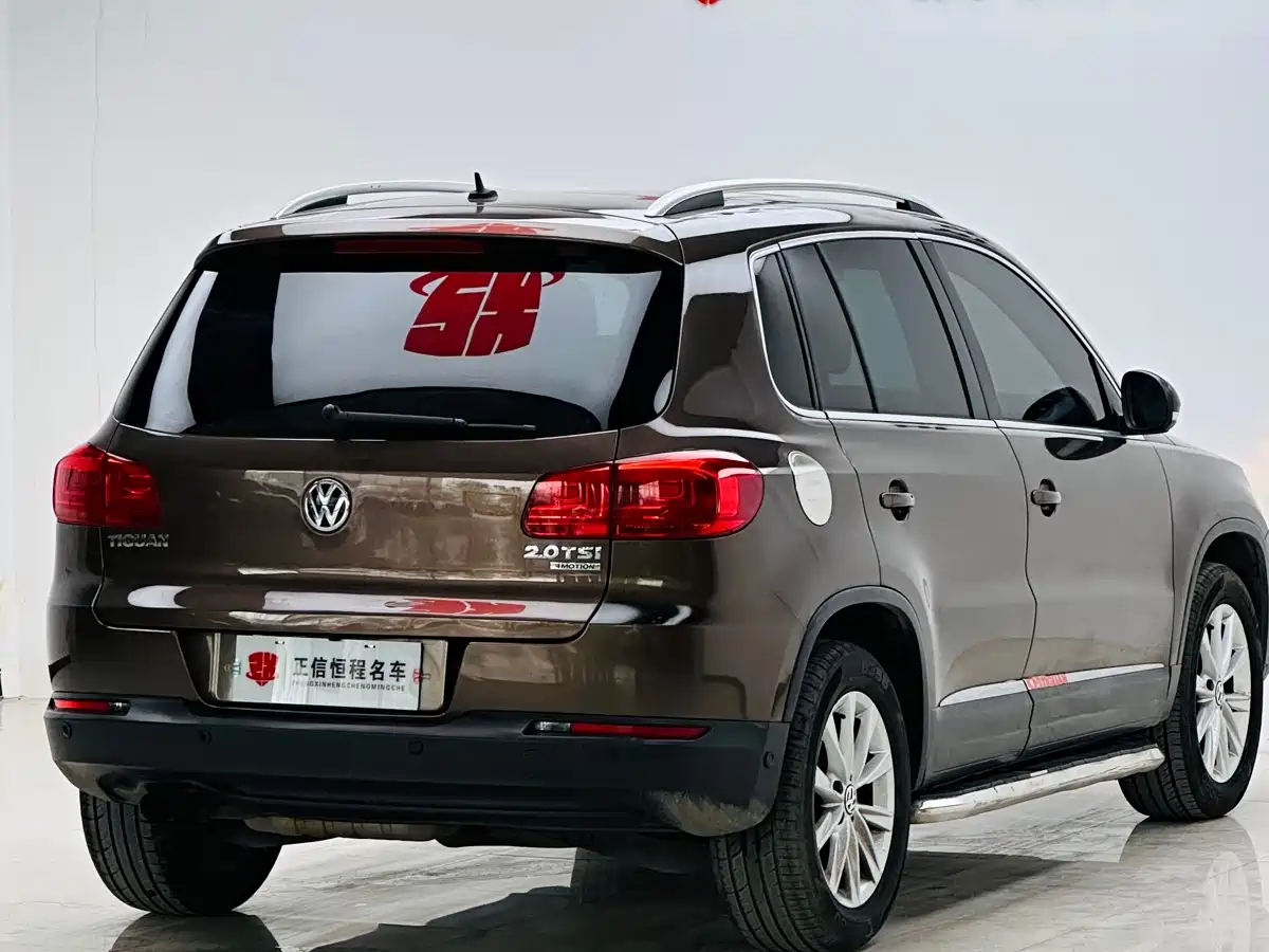 Volkswagen Tiguan 2012 2.0TSI Luxury Edition фото 25