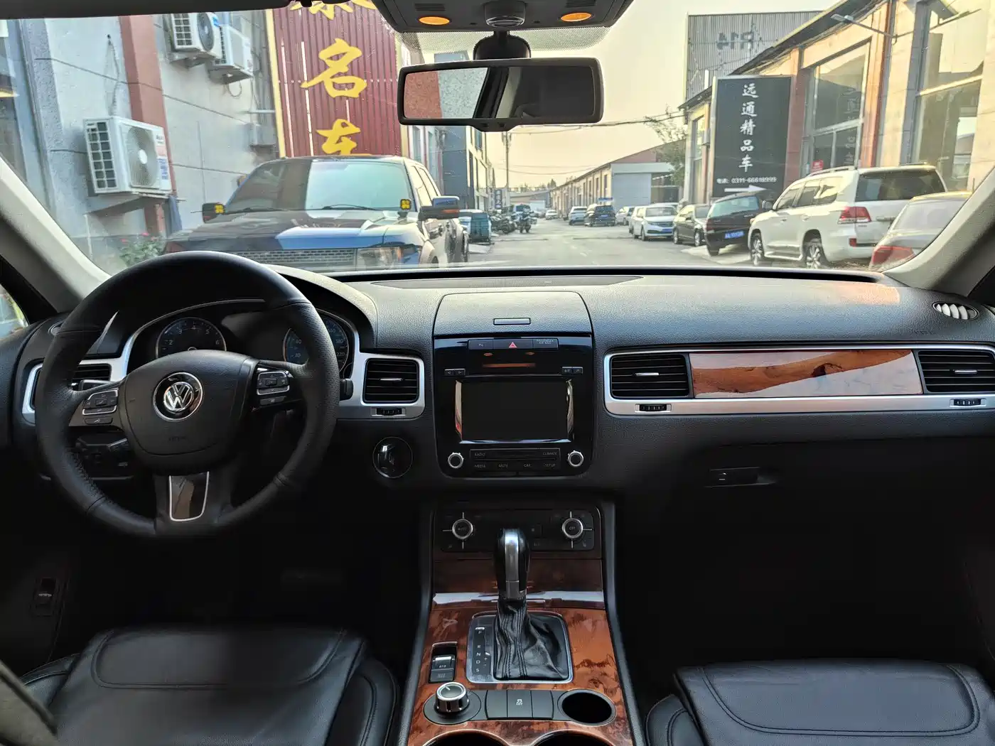 Volkswagen Touareg 2011 3.0TSI Comfort фото 12