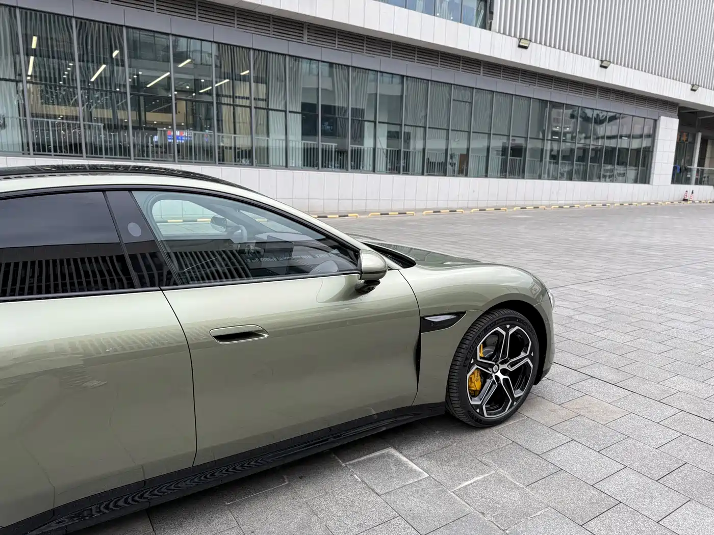 XIAOMI CAR XIAOMI SU7