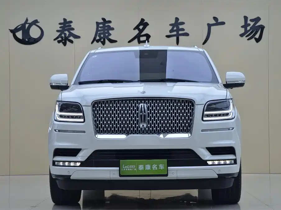 Lincoln Navigator 2020 3.5T MONO Limited Prestige Edition MONO WHITE фото 2