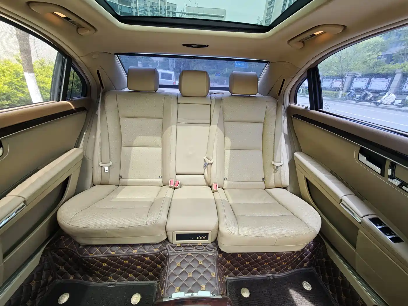 Mercedes-Benz S-Class 2010 Model S 400 L HYBRID фото 12
