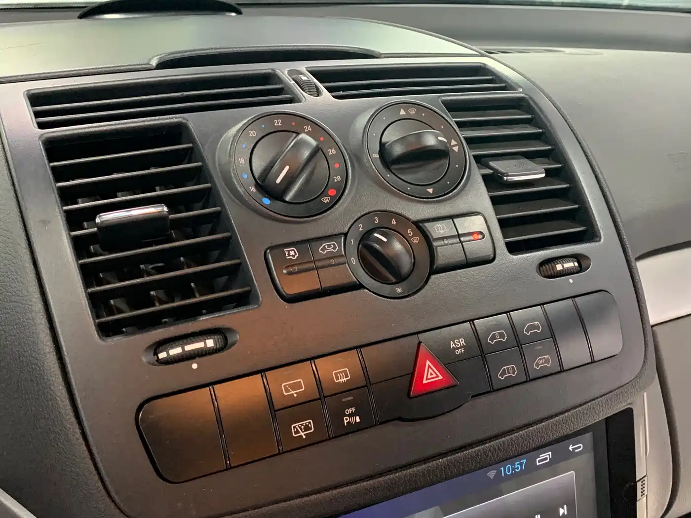 Mercedes-Benz Vito 2011 2.5L Elite Edition фото 16