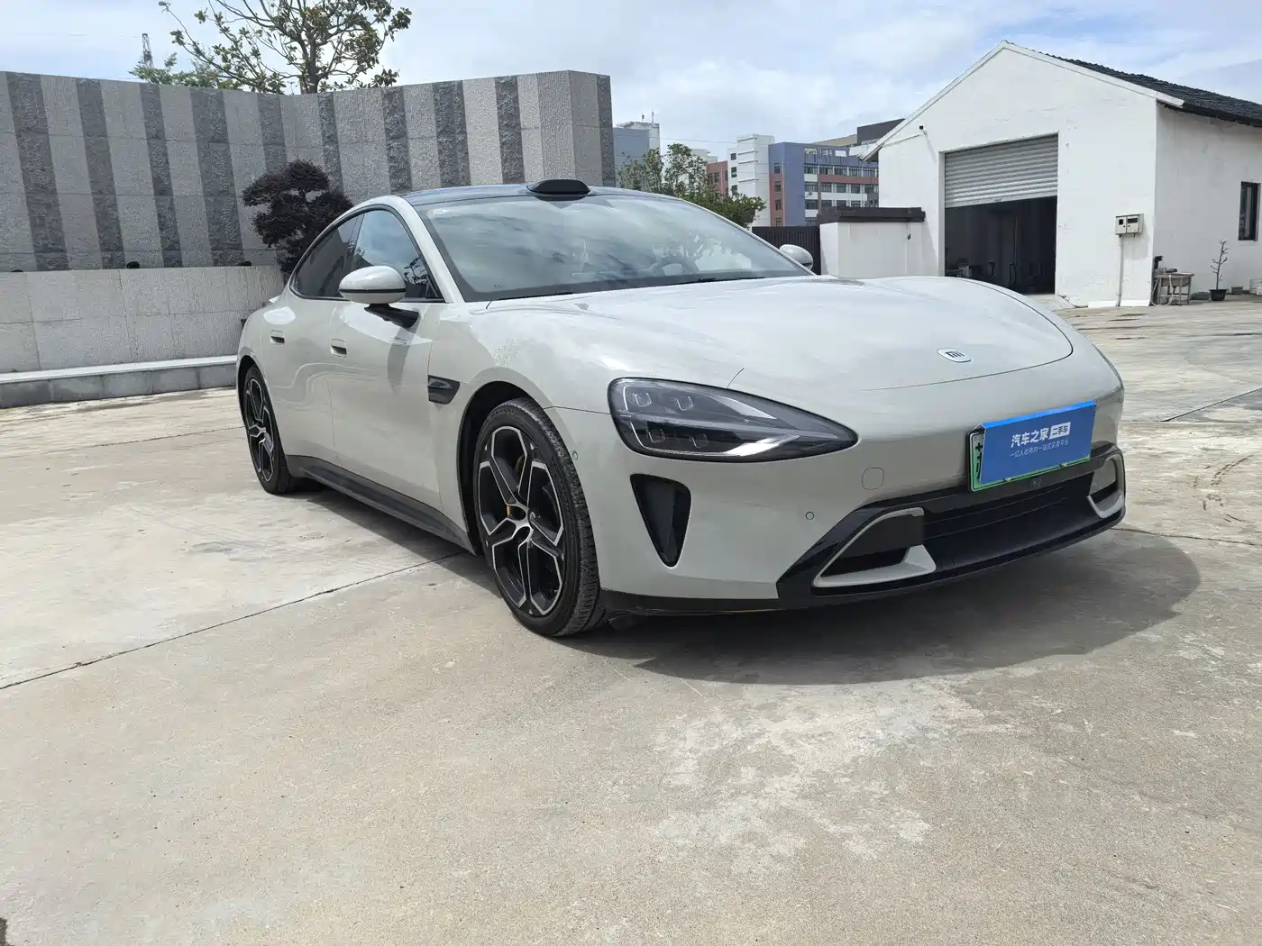 XIAOMI CAR XIAOMI SU7