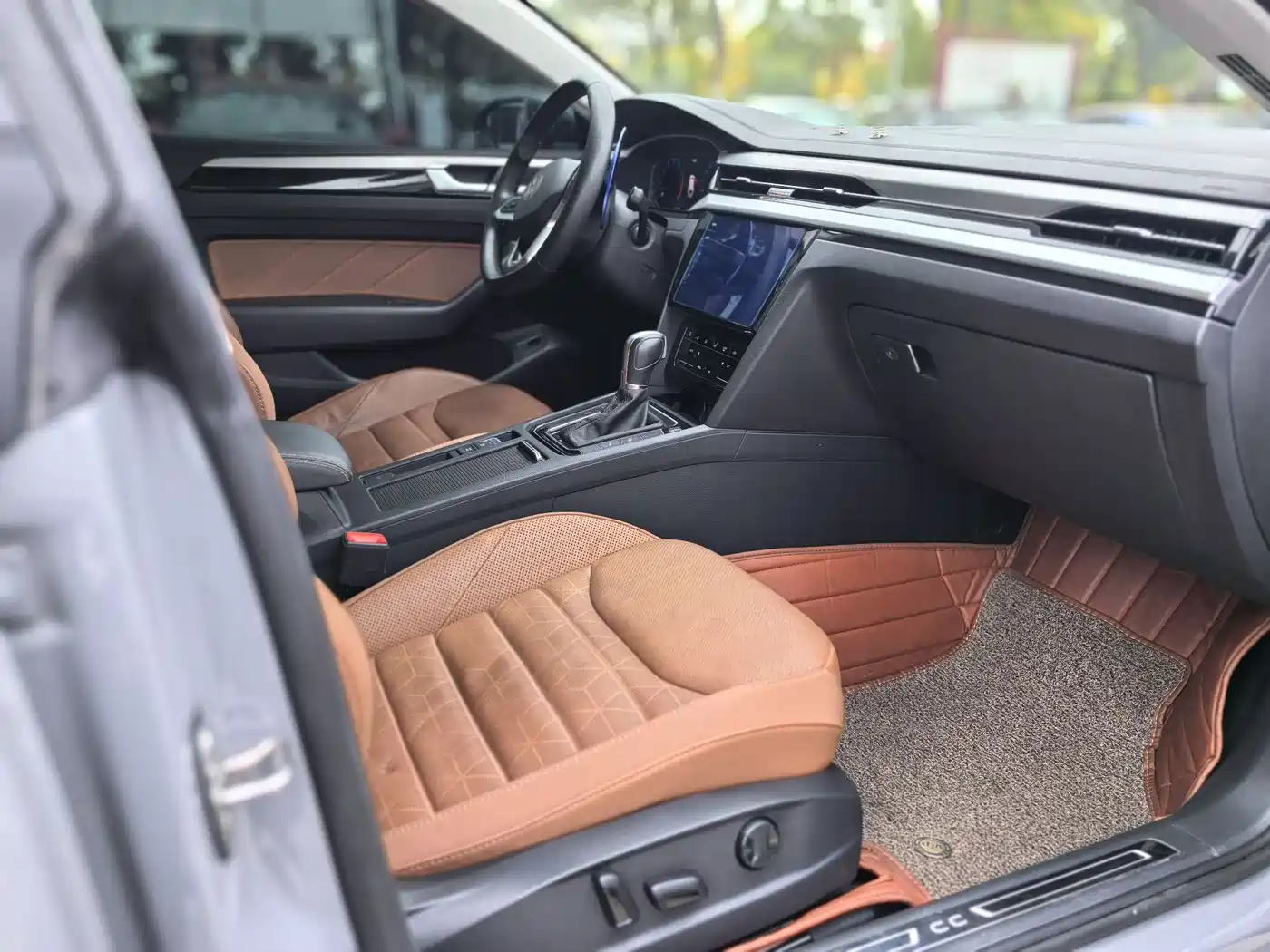 Volkswagen FAW-Volkswagen CC 2021 Shooting Brake 380TSI Hunter Heart Edition фото 11