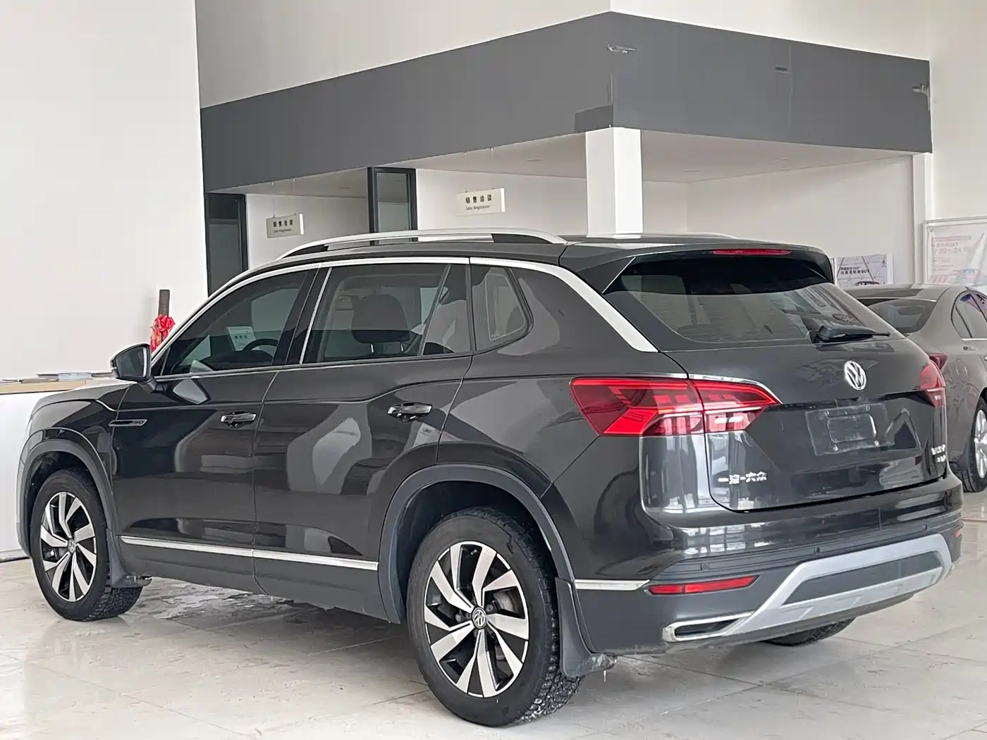 Volkswagen Tayron 2019 330TSI 4WD Luxury China VI фото 7