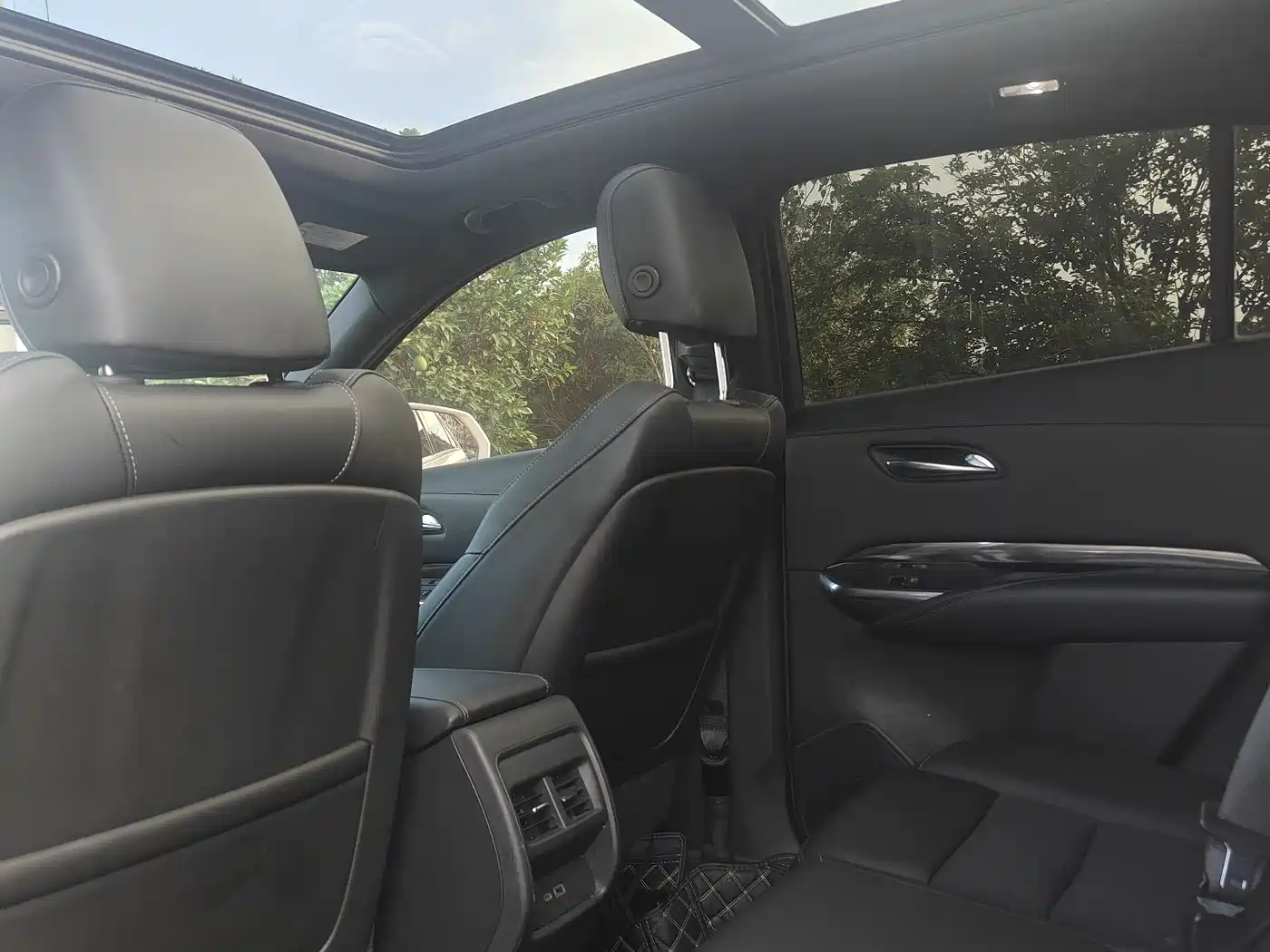 Cadillac XT4 2020 28T 2WD Technology фото 10