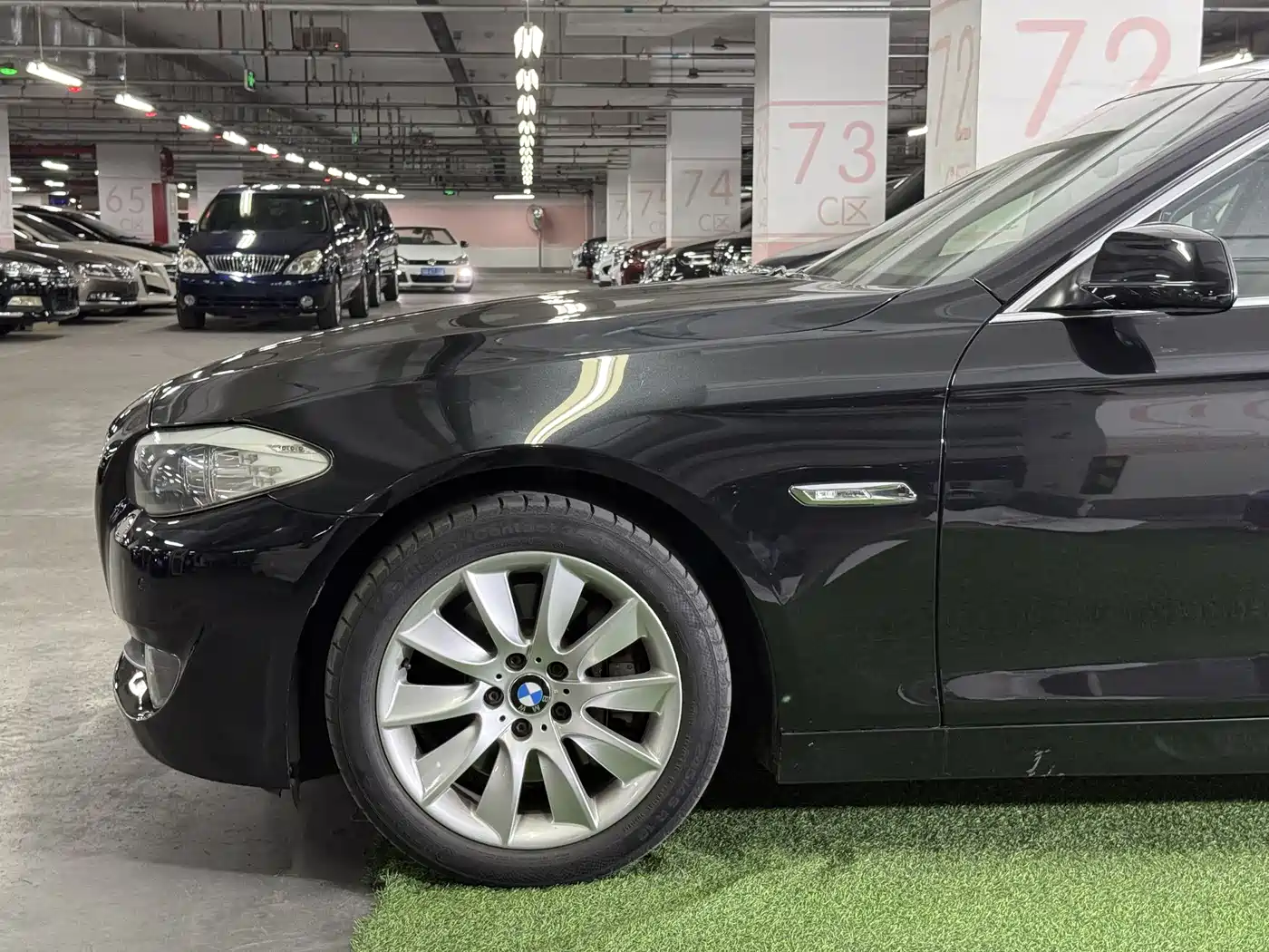 BMW 5 Series (Import) 2011 535i Luxury Sport фото 18