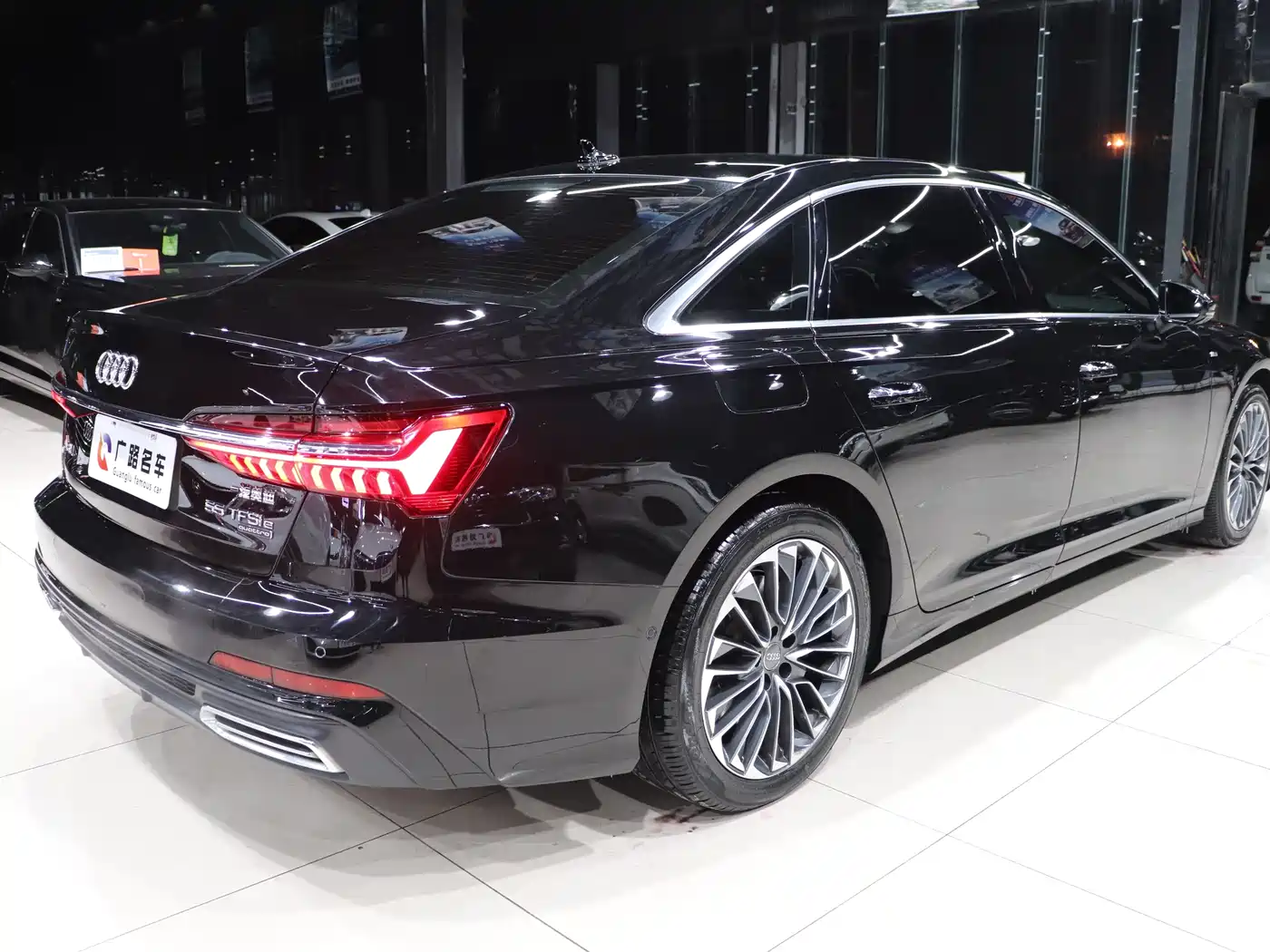 Audi A6L New Energy 2020 55 TFSI e quattro фото 18