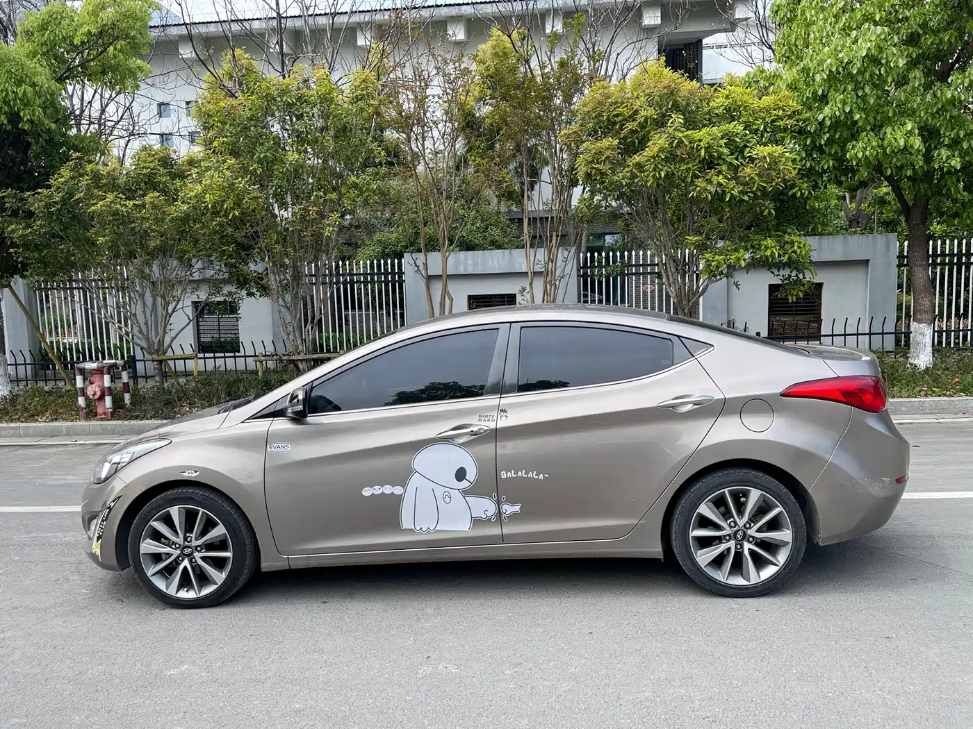 Hyundai Langdong 2015 1.6L Auto Exclusive фото 8