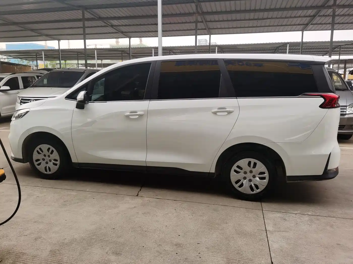 SAIC MAXUS CHASE G50