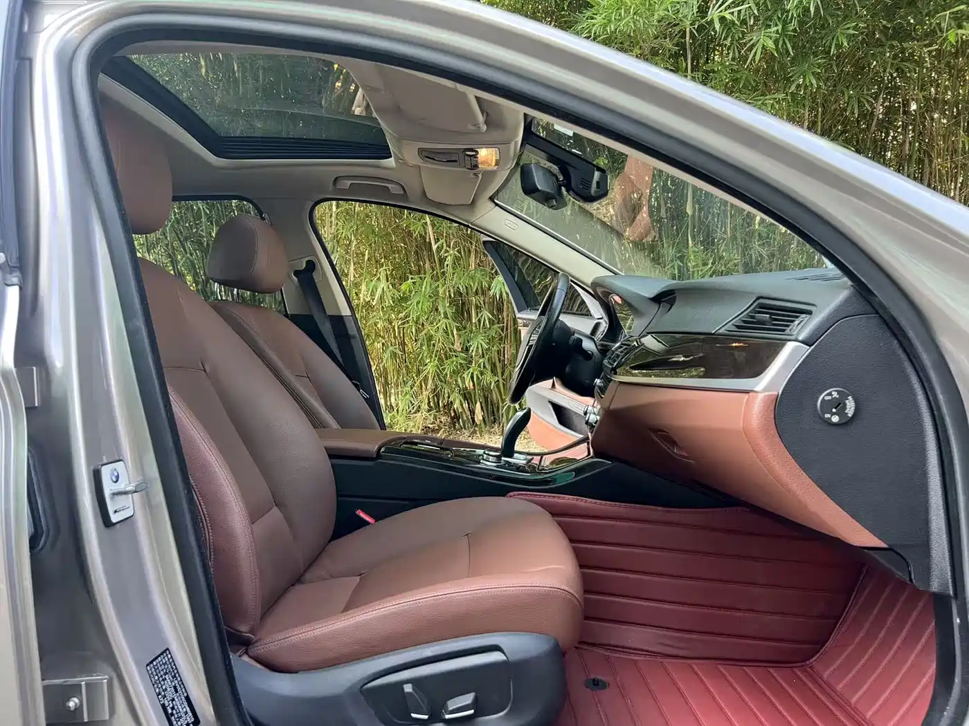 BMW 5 Series 2017 525Li Leading Edition фото 13