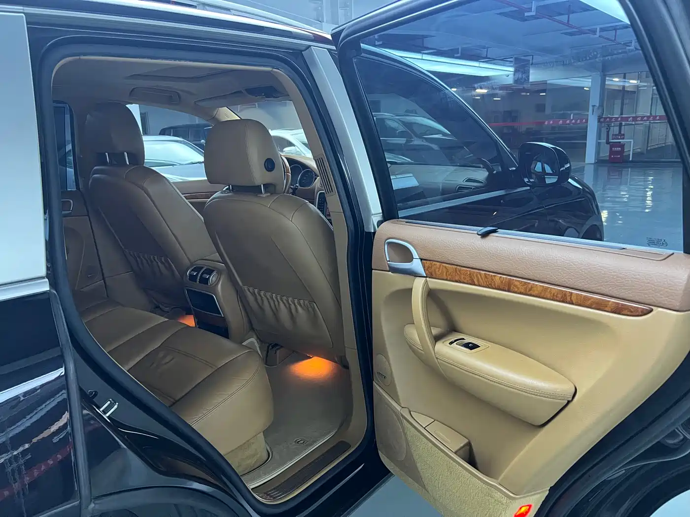 Porsche Cayenne 2006 Cayenne S 4.5L AT фото 13