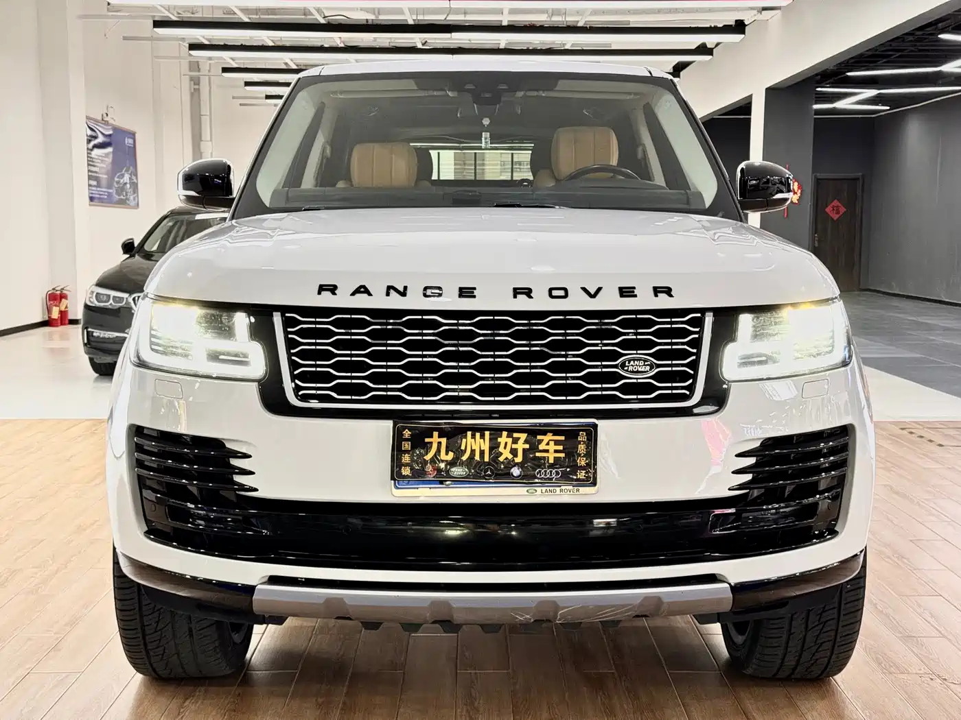 Land Rover Range Rover 2016 3.0 SC V6 Vogue LWB фото 2