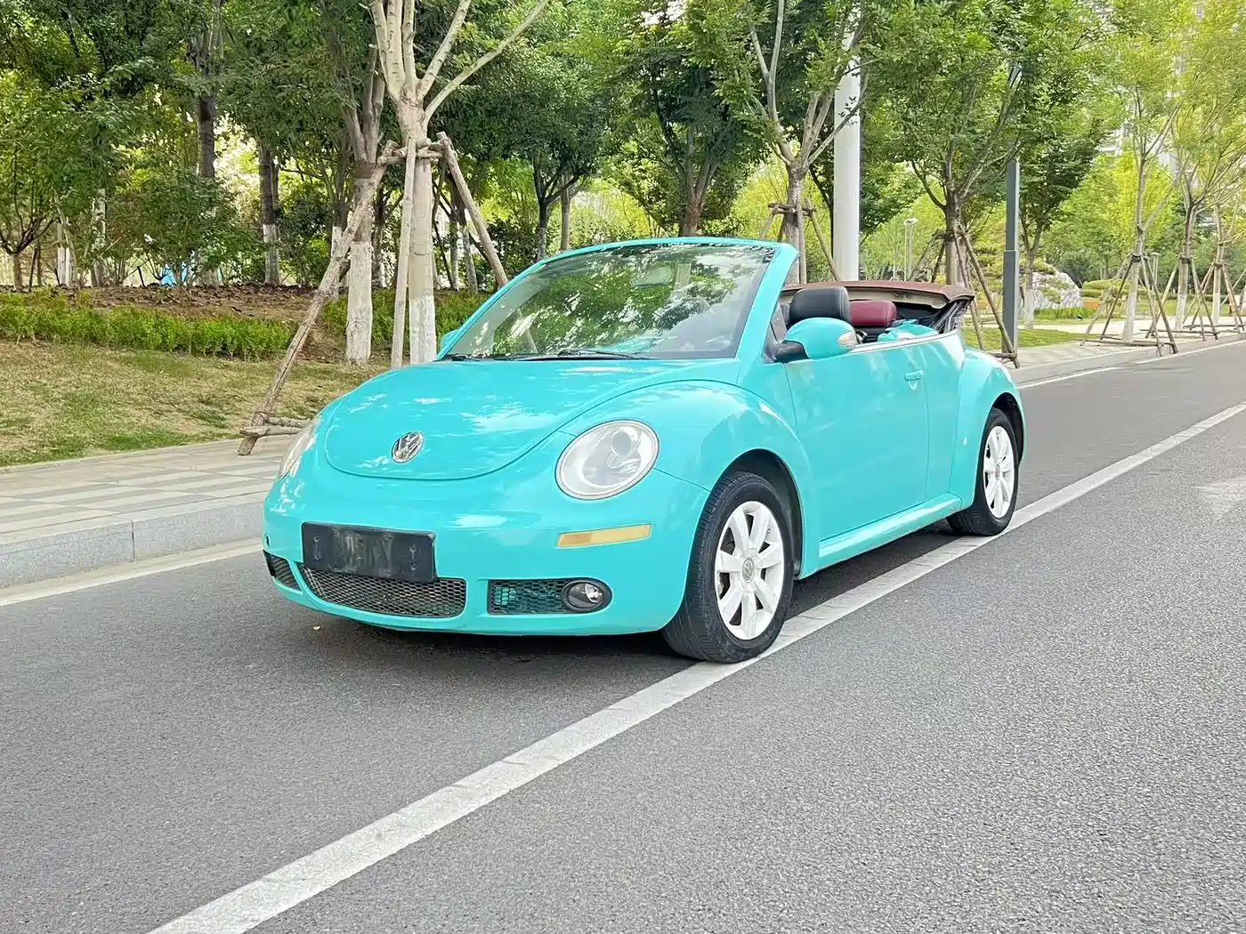 Volkswagen Beetle 2008 2006 Model 2.0 Convertible Luxury Edition
