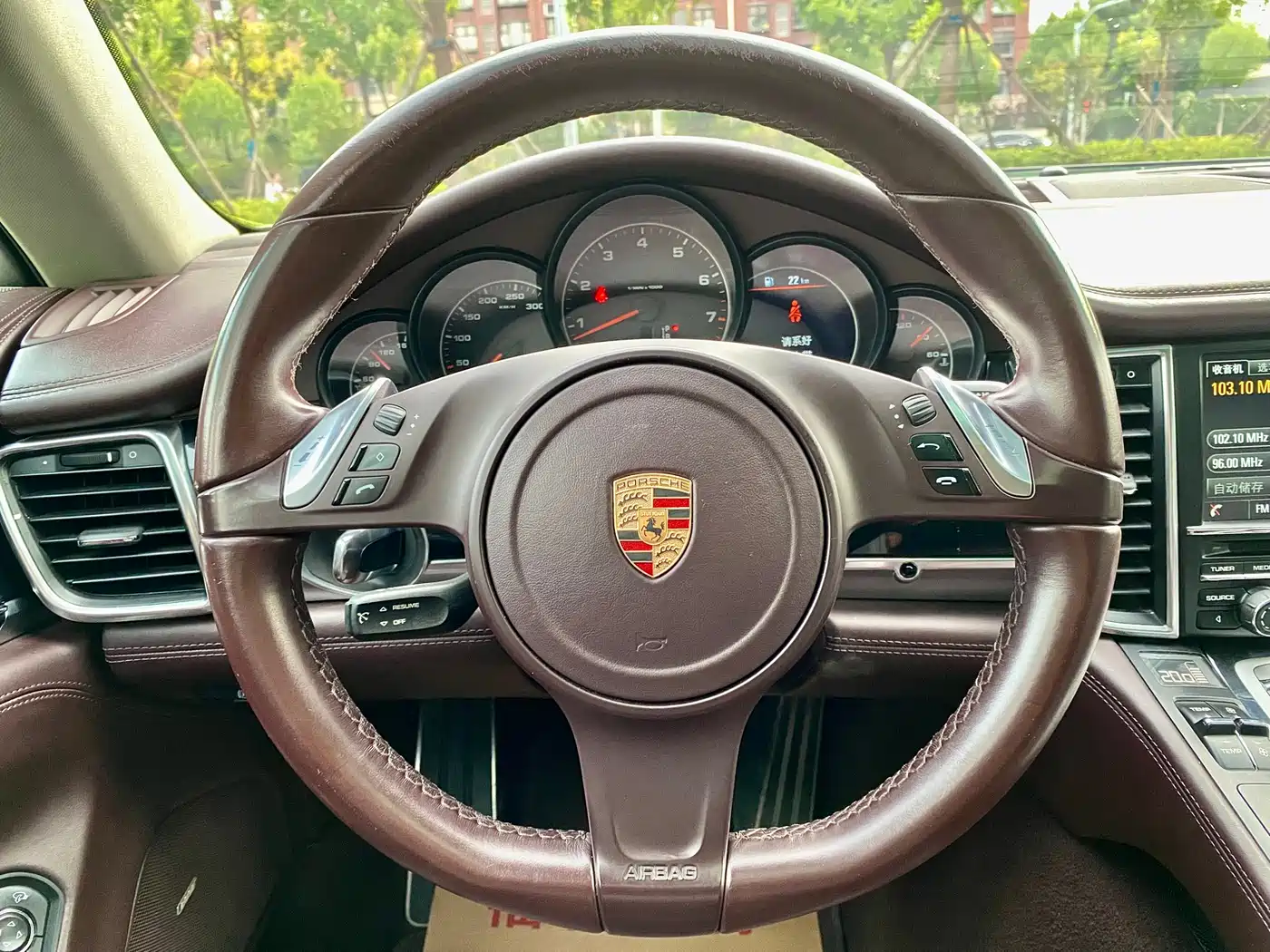 Porsche Panamera 2014 Panamera 4 3.0T фото 16
