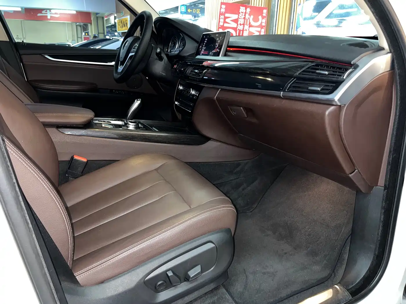 BMW X5 (Import) 2014 xDrive35i Leading фото 14