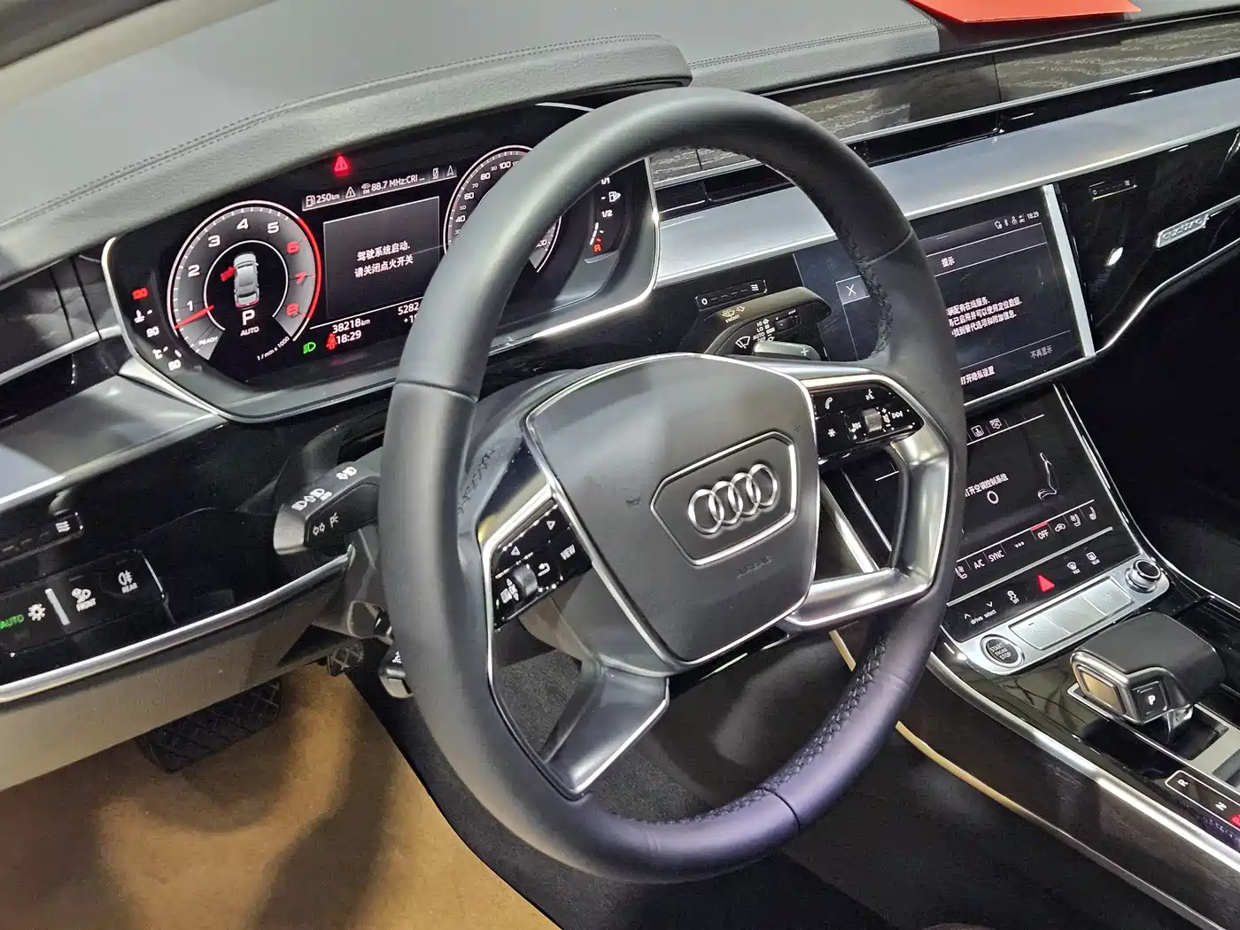 Audi A8 2022 A8L 50 TFSI quattro Comfort Collector's Edition фото 10