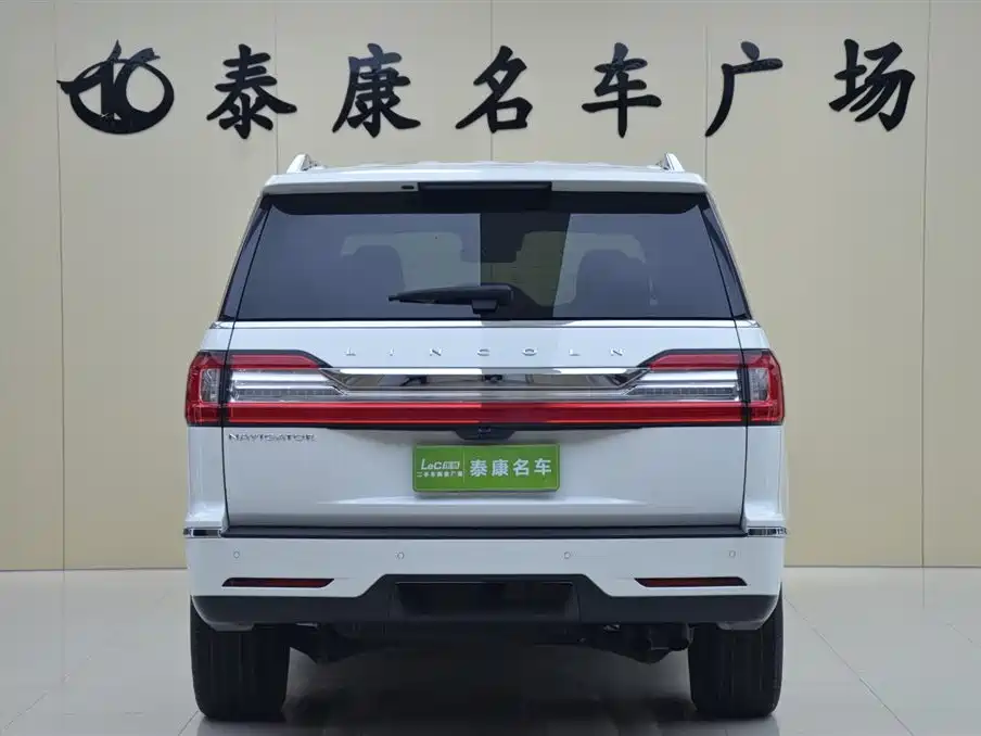 Lincoln Navigator 2020 3.5T MONO Limited Prestige Edition MONO WHITE фото 3