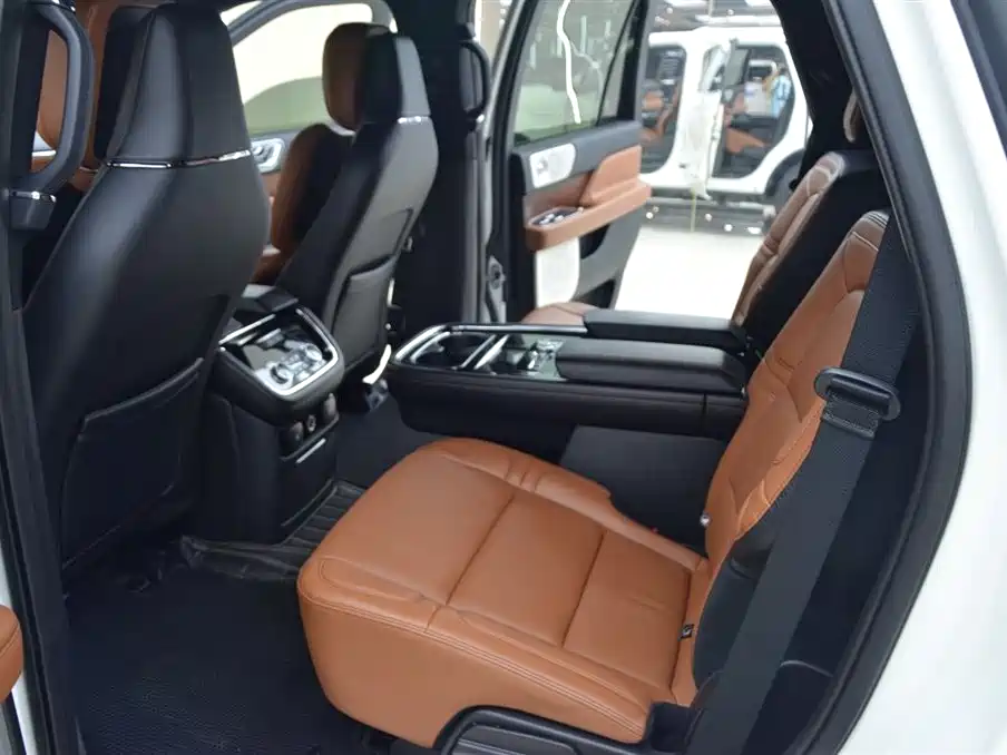 Lincoln Navigator 2020 3.5T MONO Limited Prestige Edition MONO WHITE фото 6