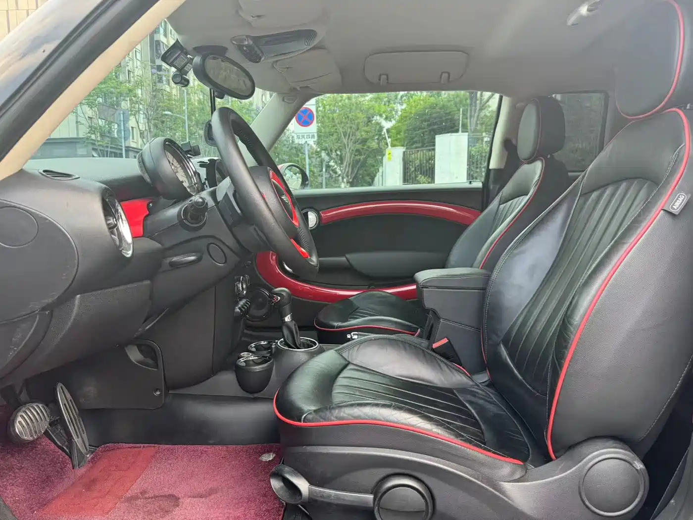 MINI CLUBMAN 2012 Model 1.6T COOPER S China Mission Edition фото 4