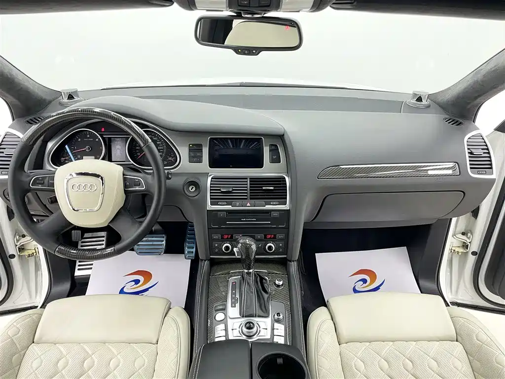 Audi Q7 2010 Model 6.0 V12 TDI Flagship фото 10