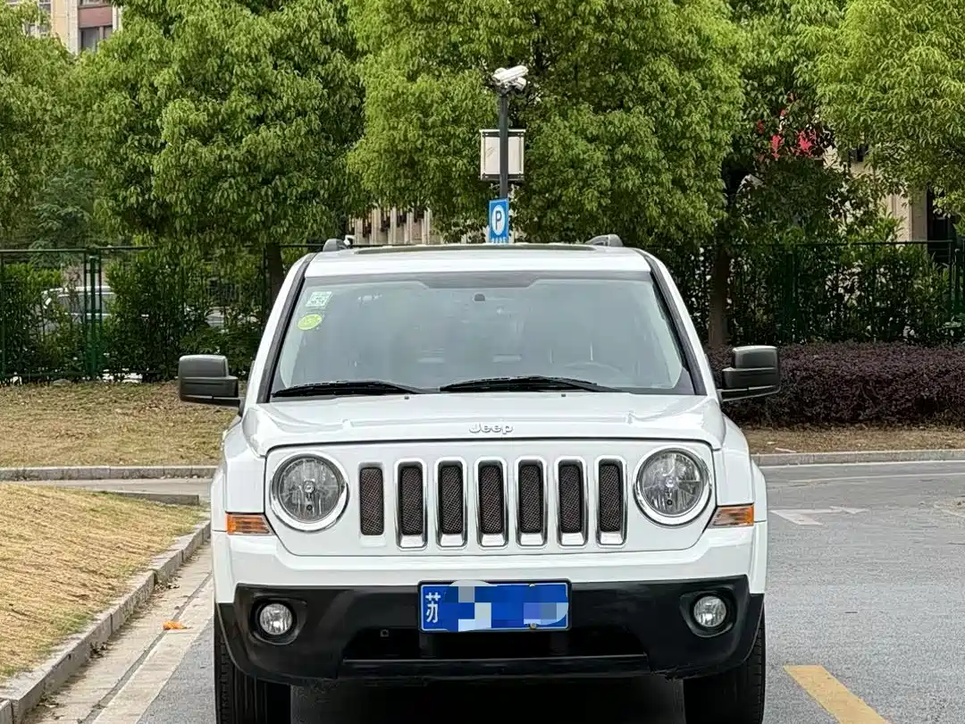 Jeep Patriot 2015 2014 2.0L Sport Enhanced Edition