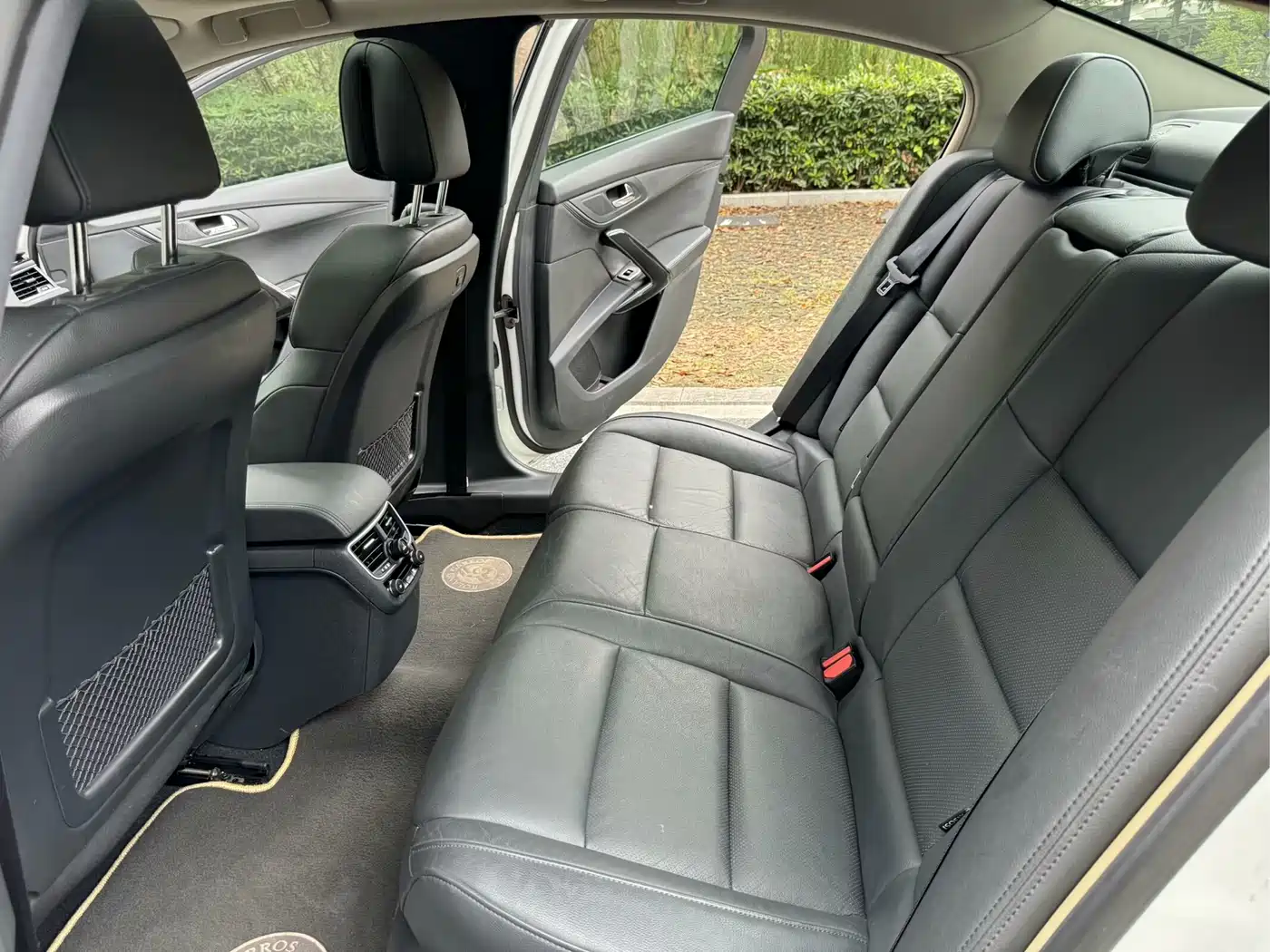 Peugeot 508 2013 2.0L 2nd Anniversary Auto Sunroof Classic Edition фото 10
