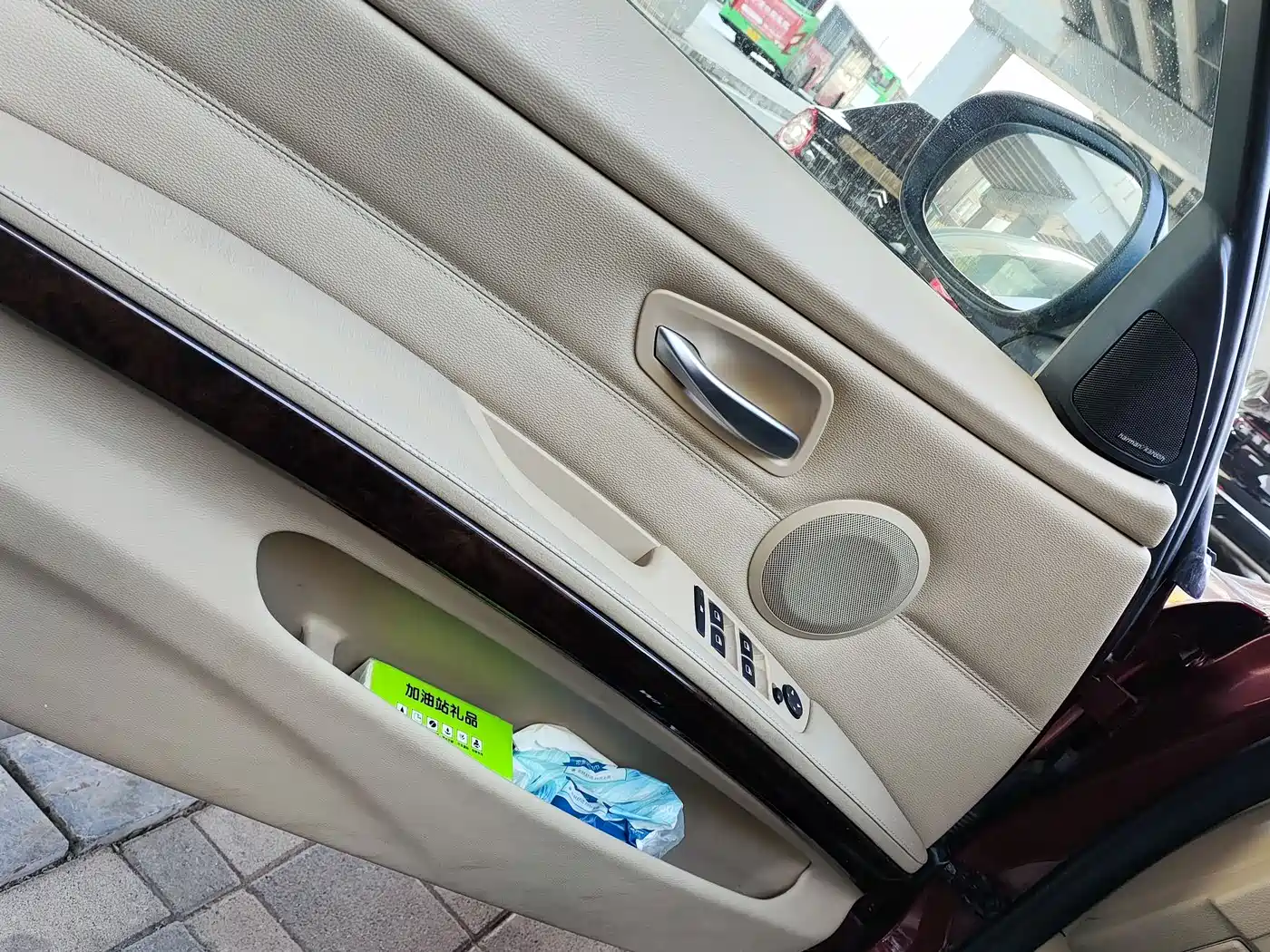 BMW 3 Series (Import) 2010 320i Luxury фото 19