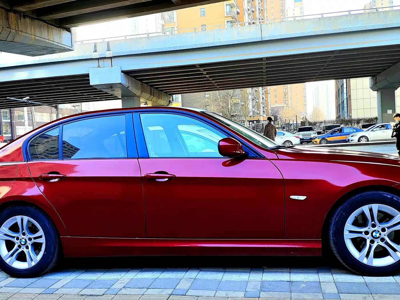 BMW 3 Series (Import) 2010 320i Luxury фото 4