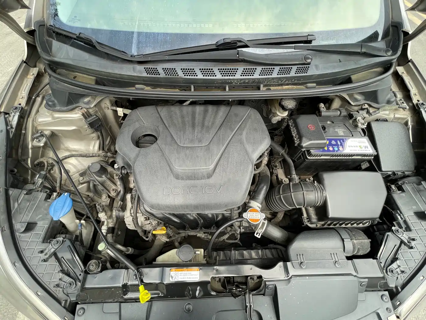 Hyundai Langdong 2015 1.6L Auto Exclusive фото 24