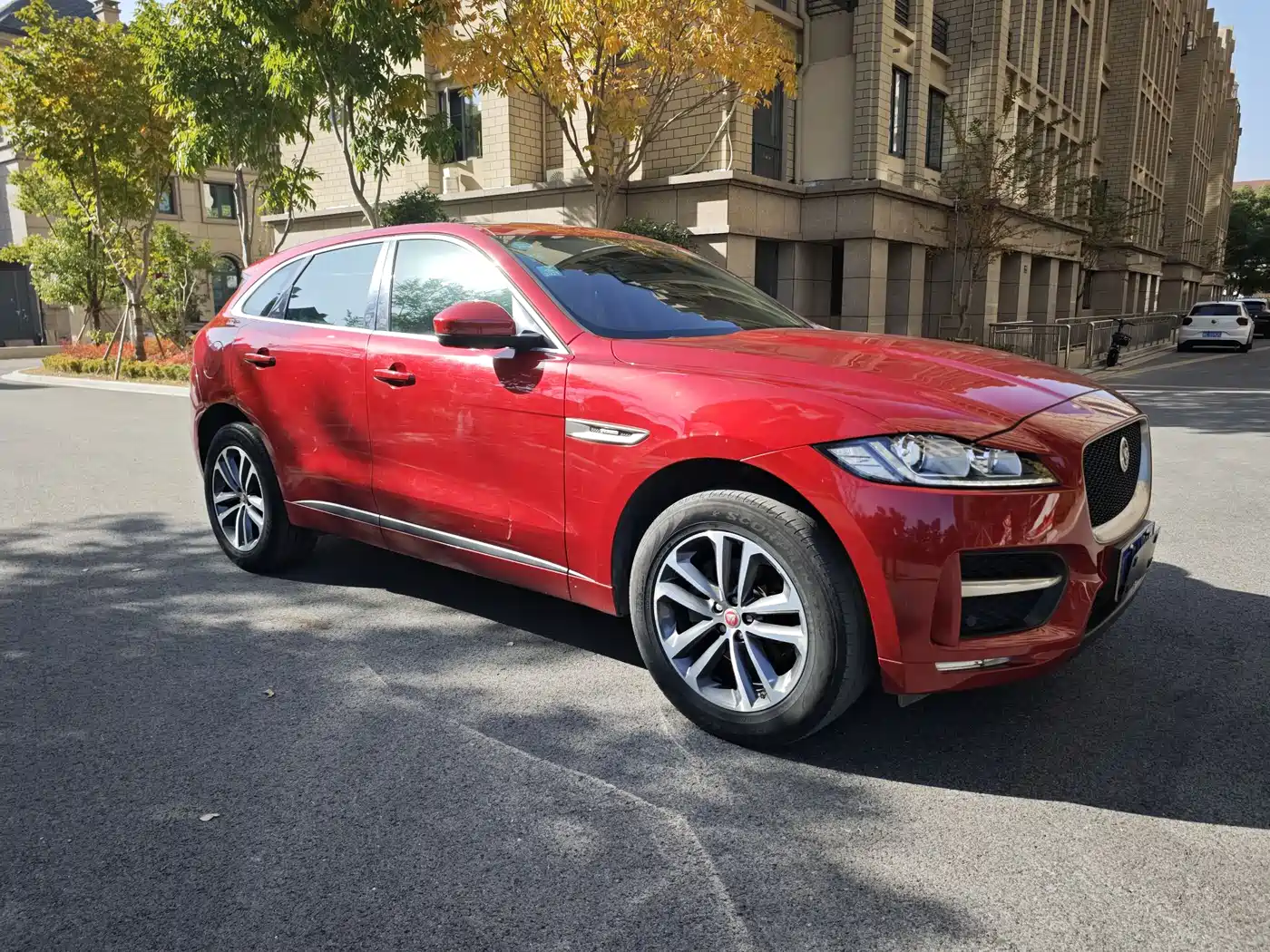 Jaguar F-PACE 2017 2016 2.0T FWD R-Sport Edition