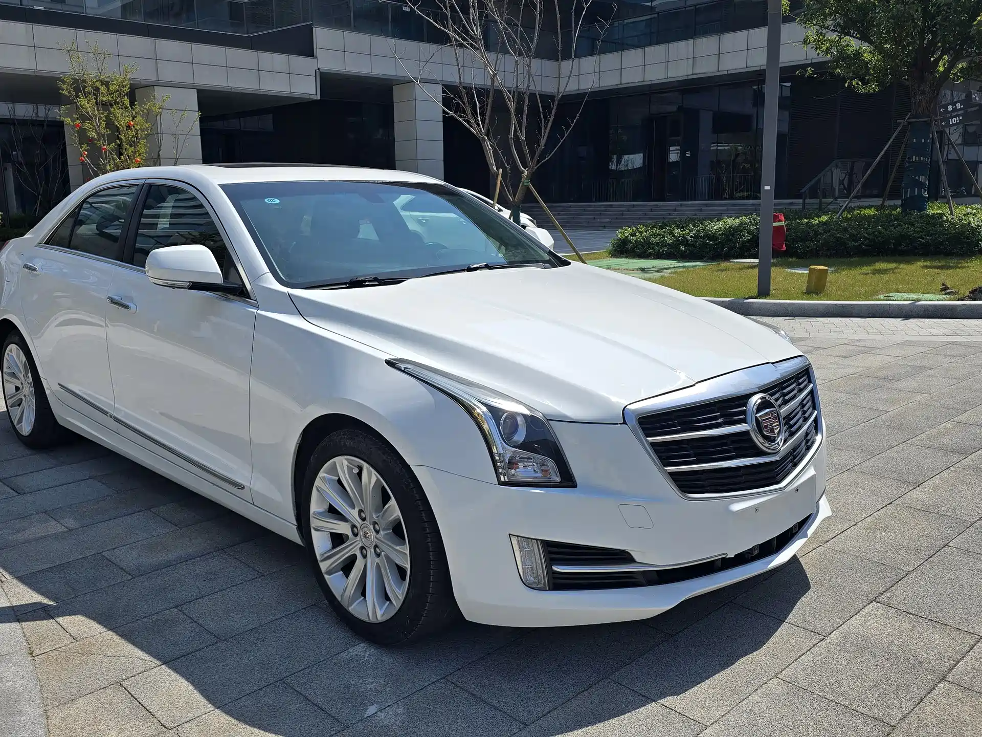 Photo 3 - Cadillac ATS-L