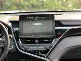 Фото 14 - Toyota Camry