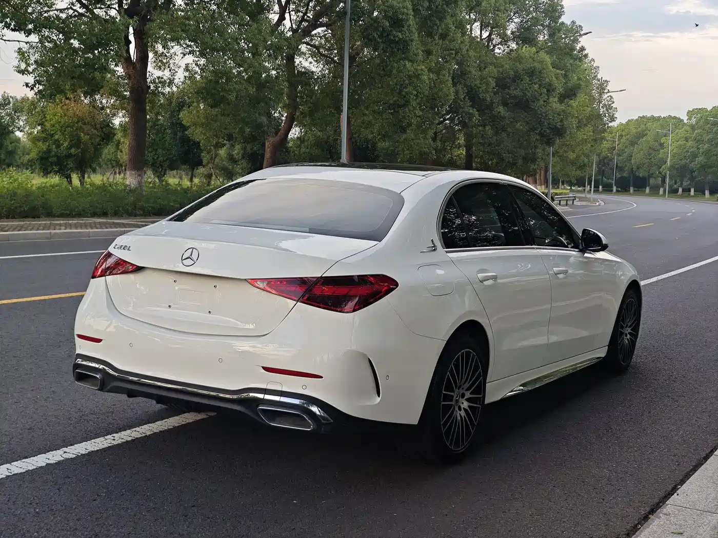Mercedes-Benz C-Class 2024 C 260 L Sport фото 6