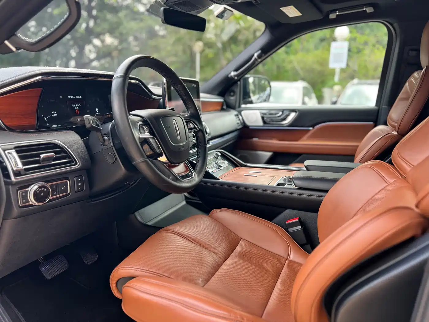 Lincoln Navigator 2019 3.5T Ultimate China VI фото 5