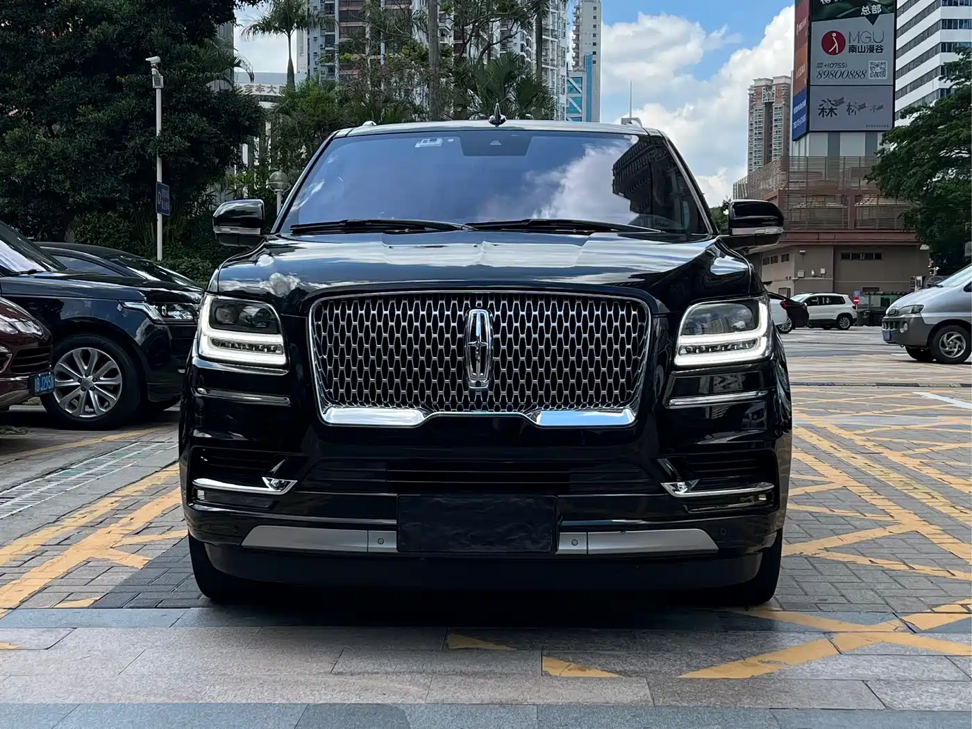 Lincoln Navigator 2019 3.5T Ultimate China VI фото 2