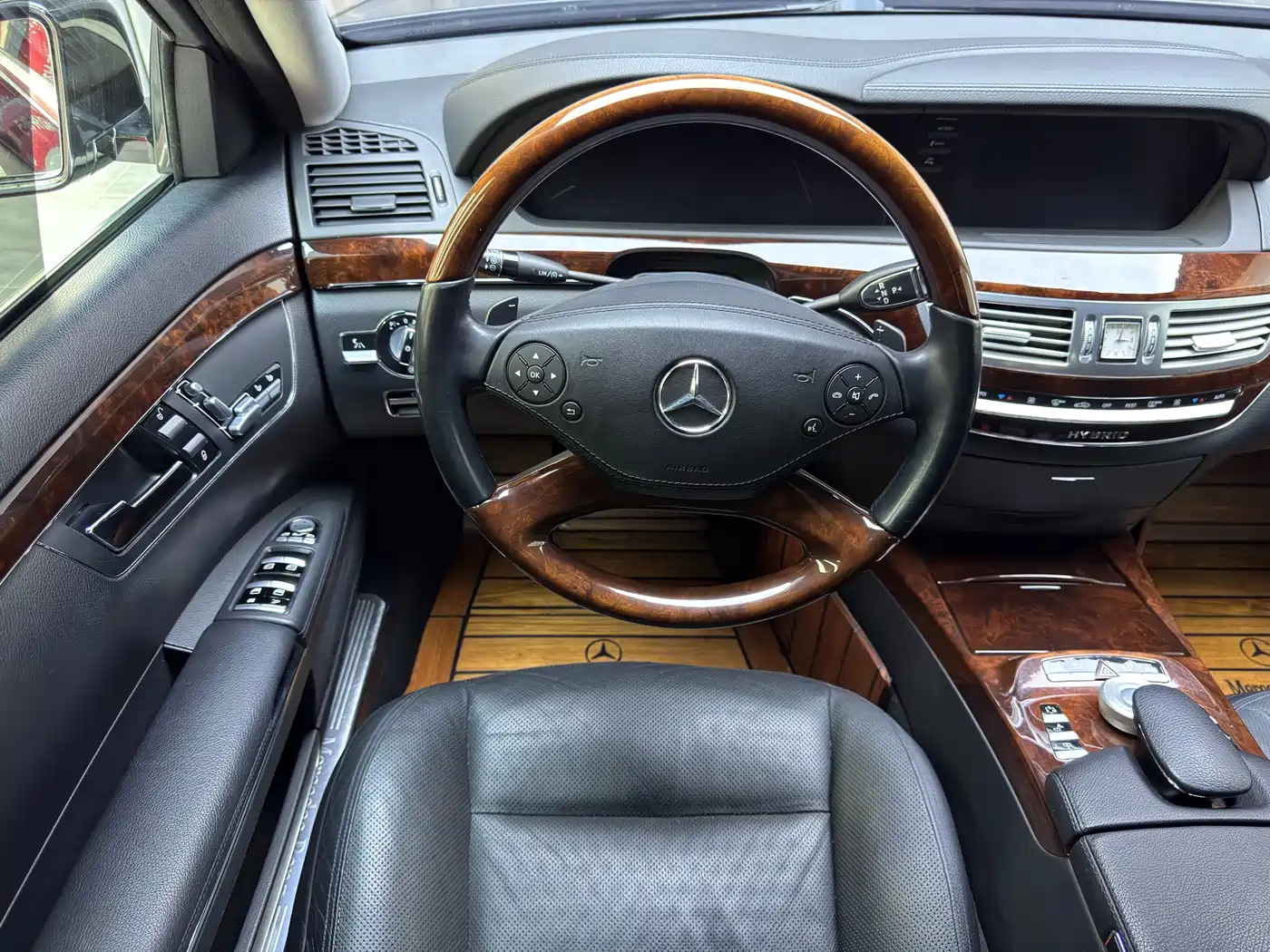 Mercedes-Benz S-Class 2012 S 400 L HYBRID Grand Edition фото 12