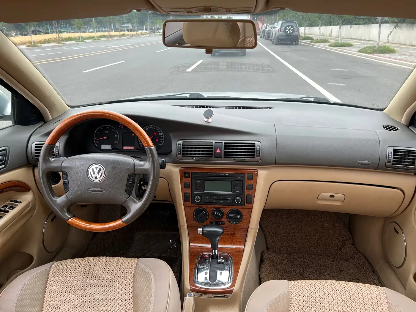 Volkswagen Passat Lingyu 2007 1.8T Automatic Luxury фото 18