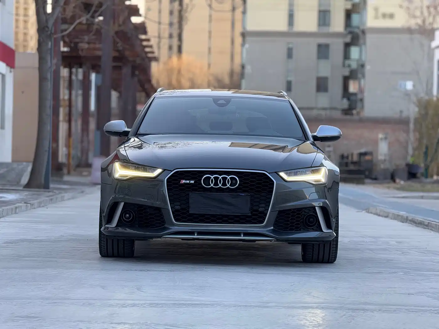 Audi RS 6 2016 RS 6 4.0T Avant фото 2
