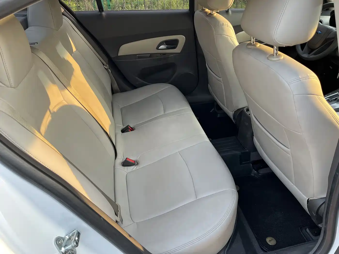 Chevrolet Cruze 2015 1.5L Classic SE AT фото 11