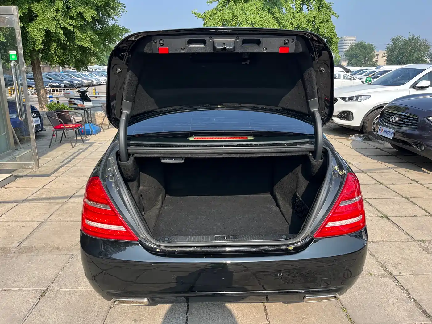 Mercedes-Benz S-Class 2012 S 300 L Luxury Grand Edition фото 33