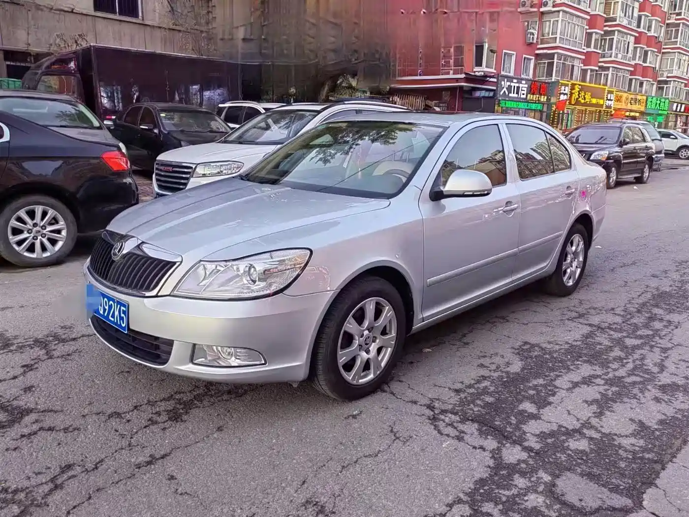 Škoda Octavia 2015 Classic 1.6L Manual Elite Edition