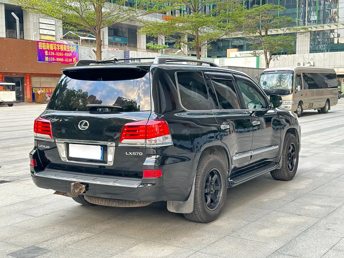 Lexus LX 2013 570 фото 6