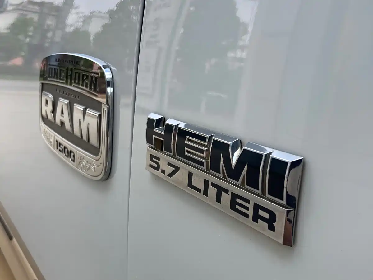 RAM Trucks 2013