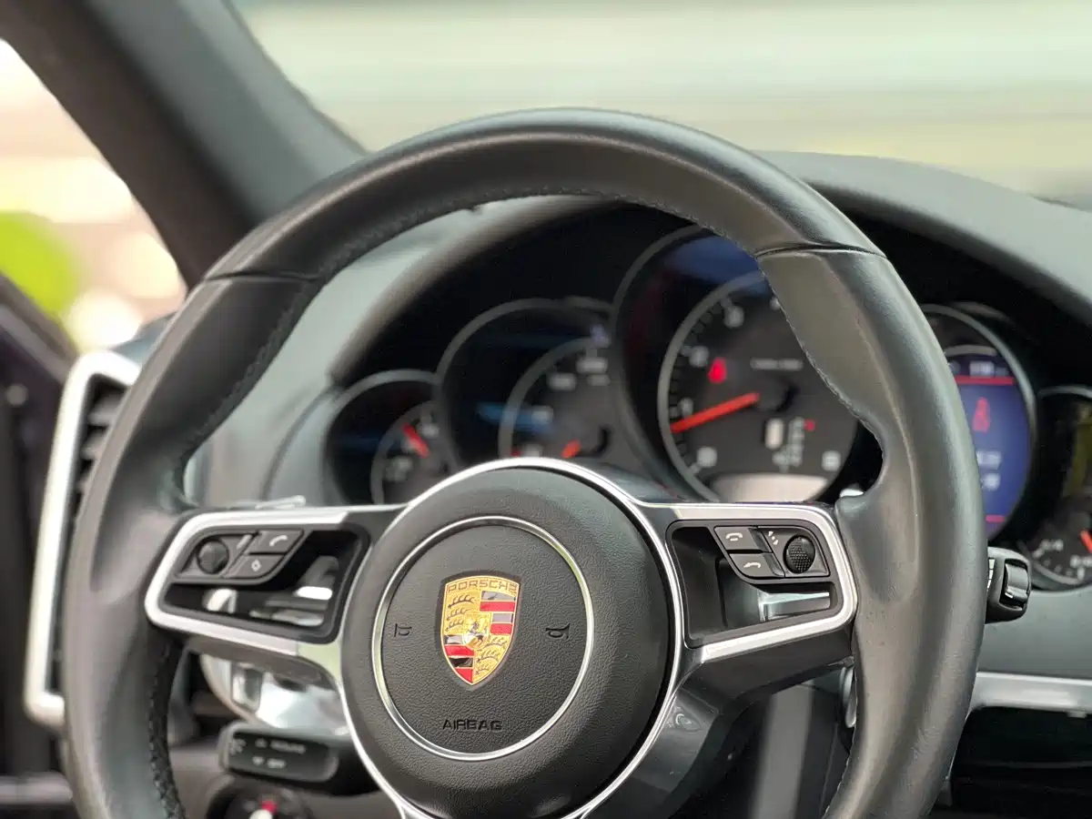 Porsche Cayenne 2016 Cayenne 3.0T фото 23