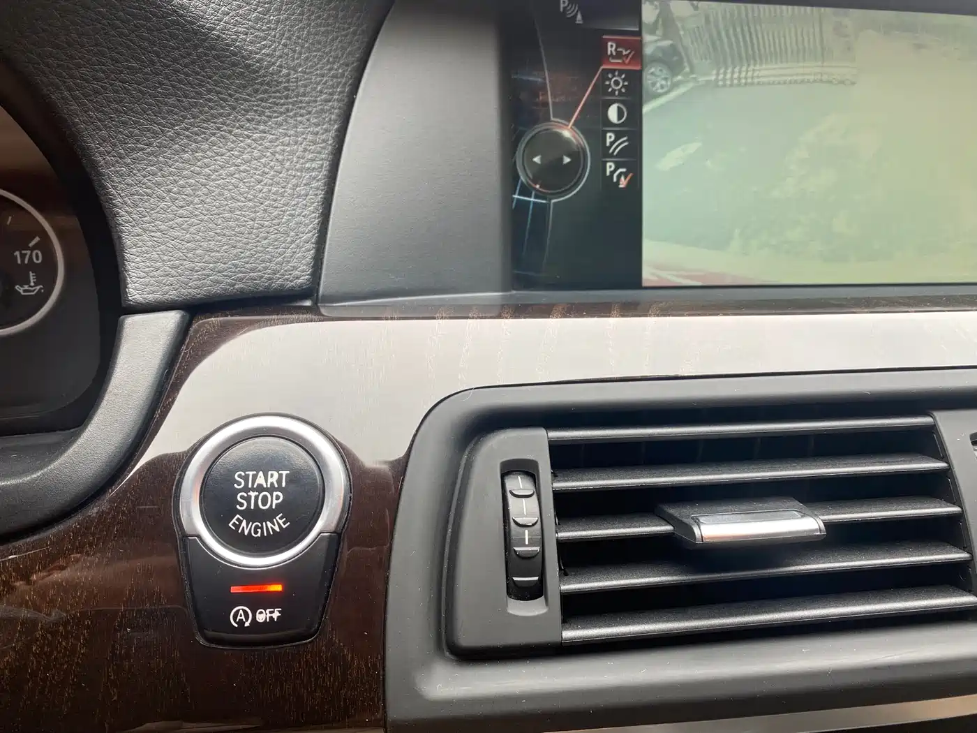 BMW 5 Series 2013 525Li Excellence Edition фото 10